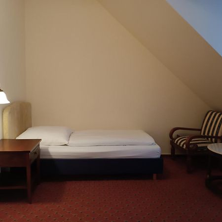 Schloss Neckarbischofsheim מראה חיצוני תמונה